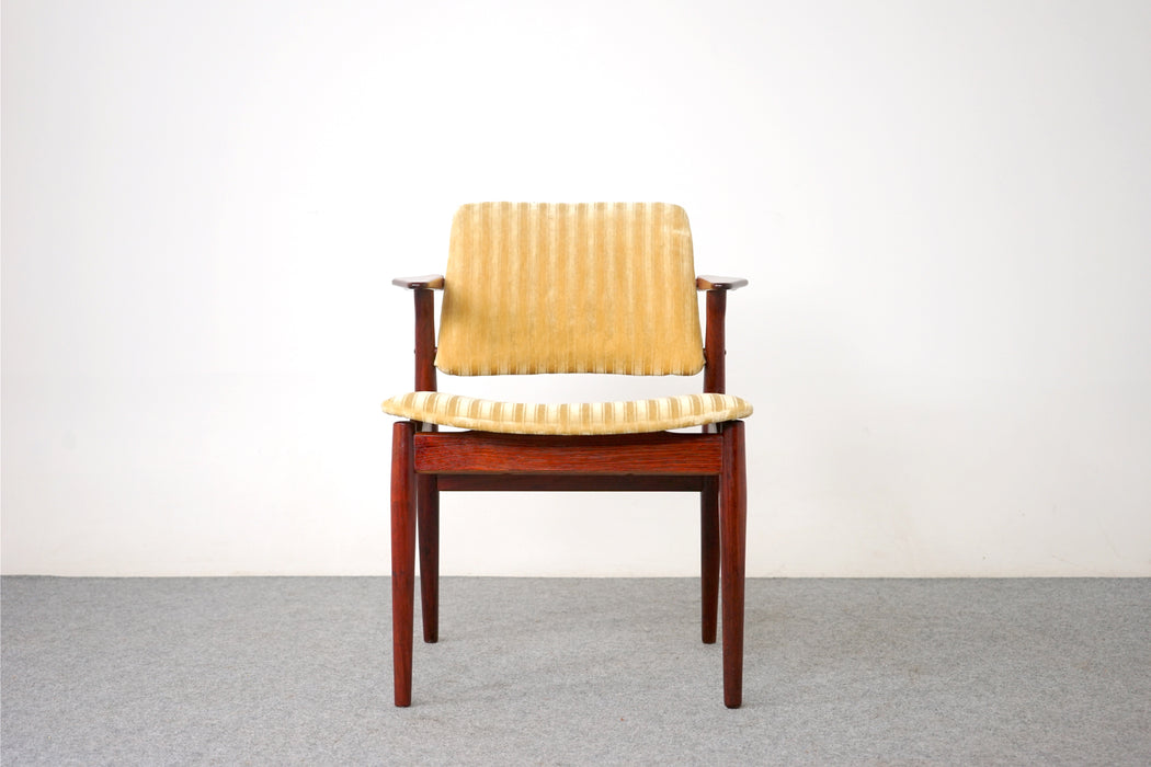 Danish Rosewood Arm Chair, by Arne Vodder *4 available - (320-033.3)