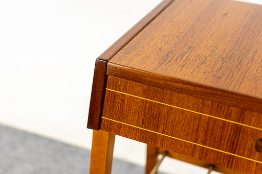 Teak Bedside Table - (324-168.4)