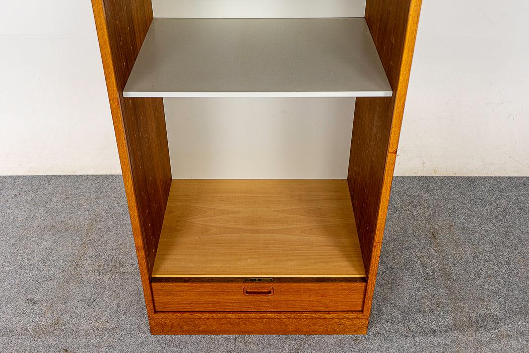Danish Modern Teak File Cabinet - (322-091)