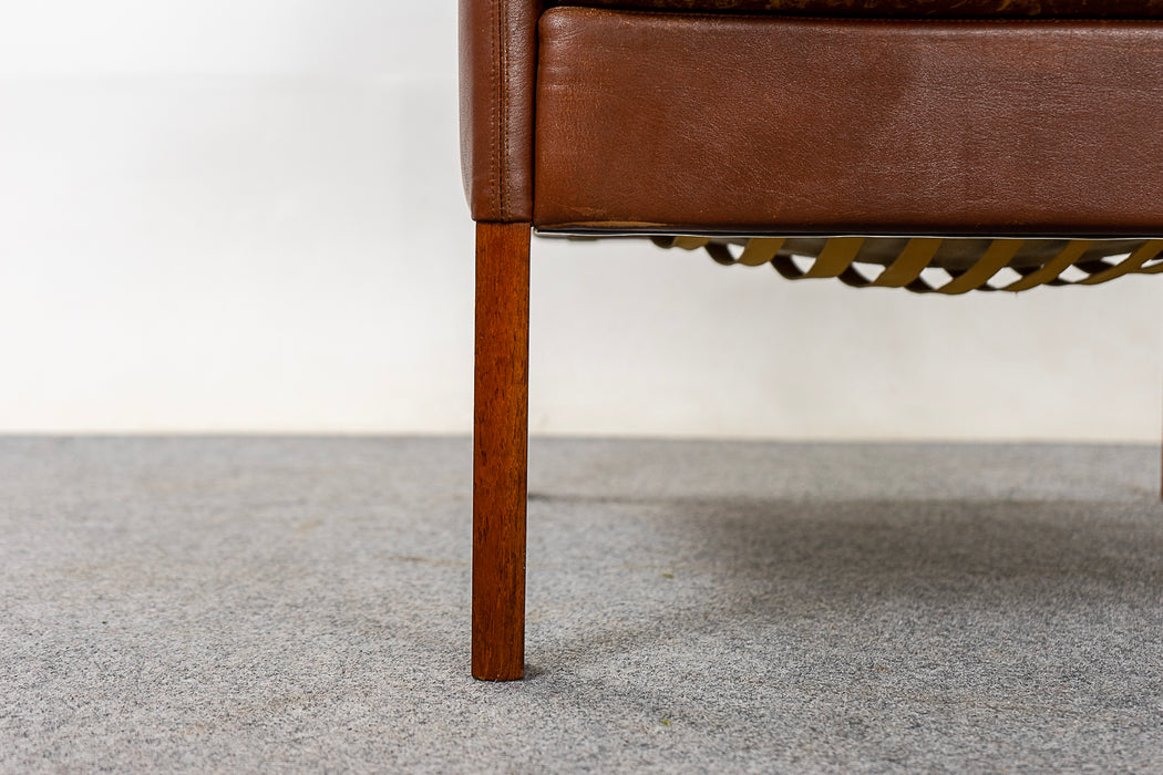 Danish Teak & Leather Lounge Chair - (321-226)