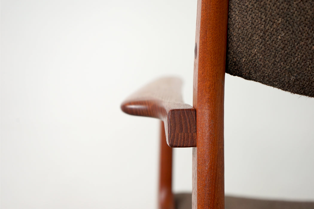 SALE - Teak Arm Chair - (319-009.1)